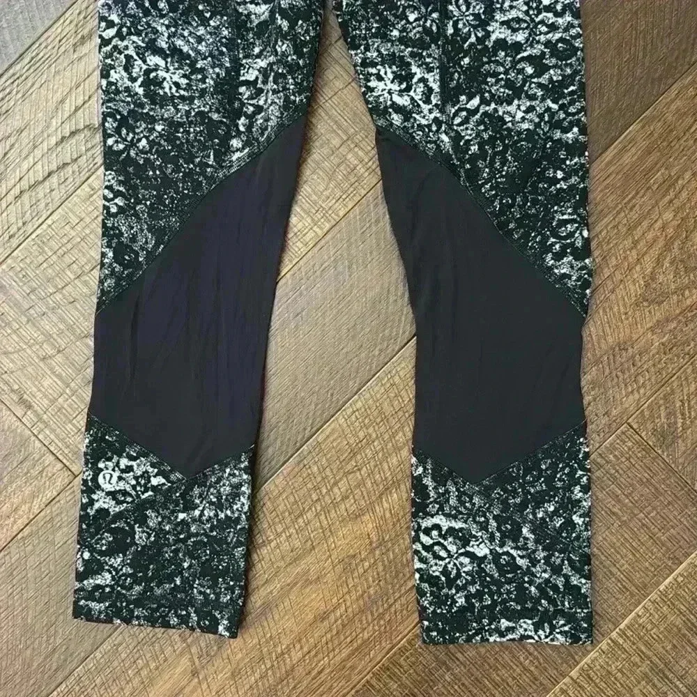 Lululemon Pace Revival Crop Legging 22” - Picture 10 of 13